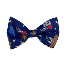 Load image into Gallery viewer, Bow Tie - Zoomies - FROG DOG CO.