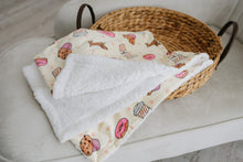 Load image into Gallery viewer, Fleece Blanket - Puppaccino - FROG DOG CO.