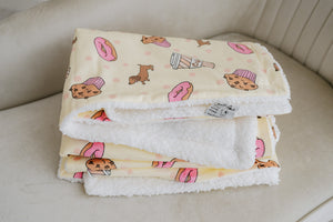 Fleece Blanket - Puppaccino - FROG DOG CO.